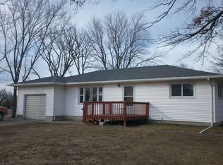 520 W 2nd St, Lebo, KS 66856