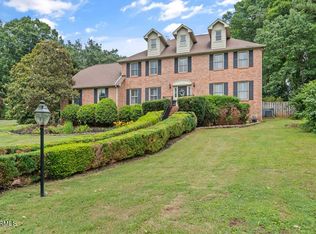 810 Woodsmoke Cir, Knoxville, TN 37934