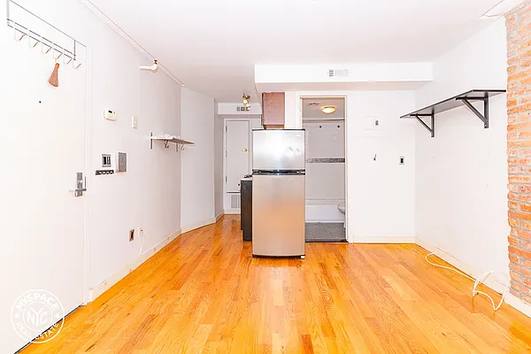 Rented by MySpaceNYC | media 2