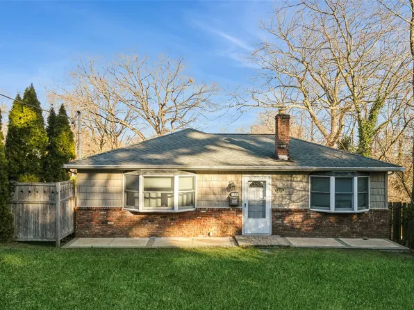 250 Soundview Road, Huntington, NY 11743