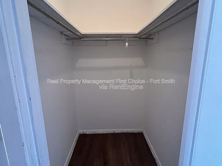 6315 Crimson Ave — Photo 25