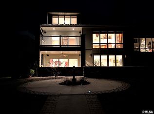 315 Harbor Point Pl, Springfield, IL 62712