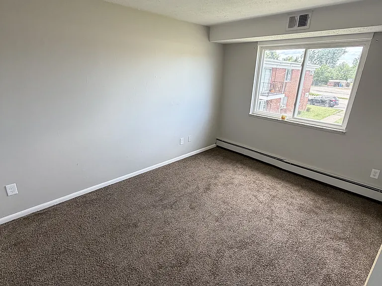 6400 Kingsdale Blvd #201 — Photo 6