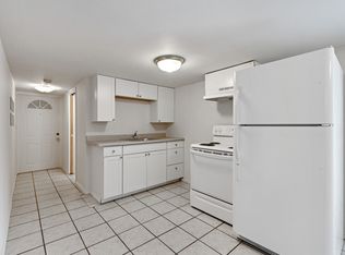 642 S 159th St #A, Seattle, WA 98148