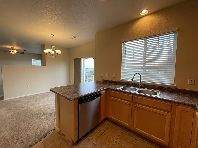 13042 Grant Cir E — Photo 4