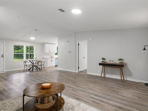 5th image of 20645 STEWART ROAD