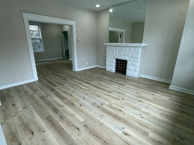 1100 Kenneth Ave — Photo 4