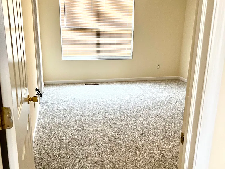 3840 Rohling Oaks Dr #C7 — Photo 12