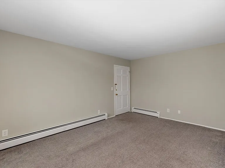 1 bed, 1.0 bath, 670 sqft, $1,225 — Photo 7
