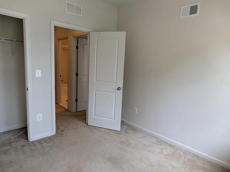 22404 Glenbow Way — Photo 21