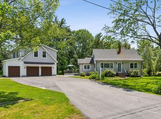 10 Burnell Dr, Yarmouth, ME 04096