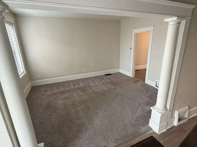 106 Saint Clair Ave — Photo 6