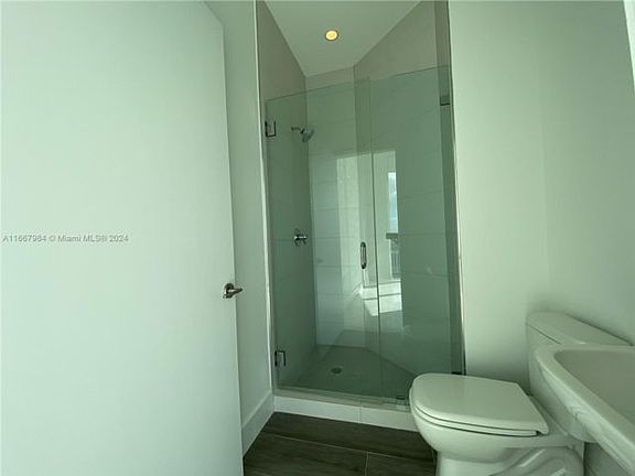 3rd image of 22 Georgia Ave