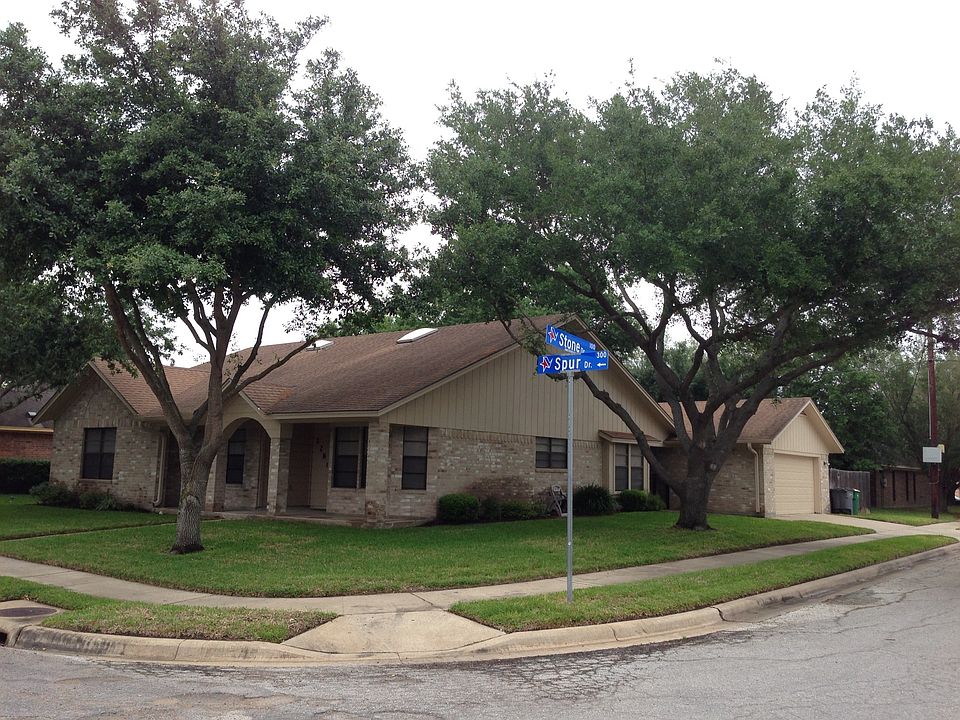 1st image of 228 Spur Dr