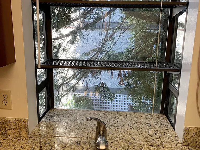 4230 8th Ave NE #101 — Photo 6
