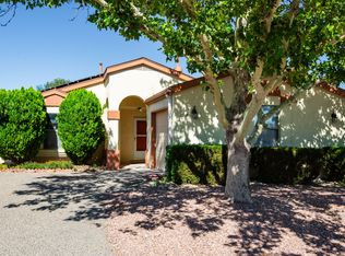 1712 Ira Dr NE, Rio Rancho, NM 87144