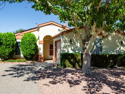 1712 Ira Dr NE, Rio Rancho, NM, 87144