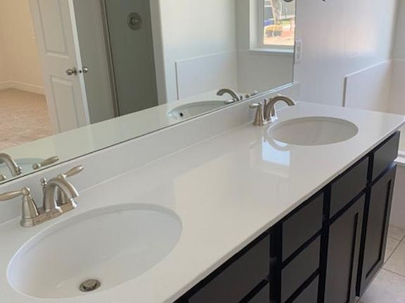 2nd image of 176 N Eden Brook Way