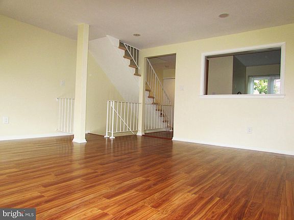 2nd image of 8579 Dellway Ln