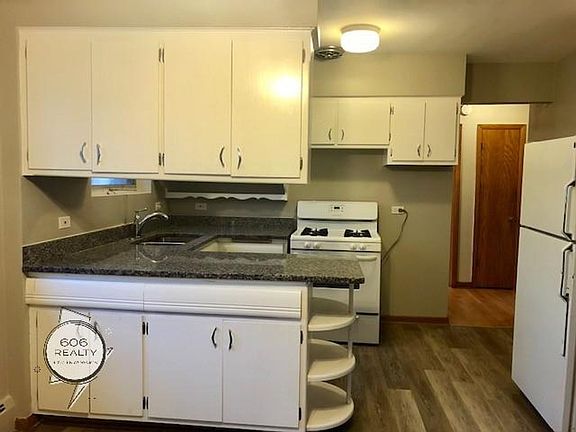 4th image of 3533 S Harlem Ave #2R