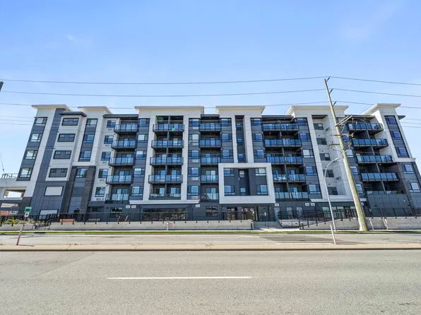 8423 Cedar St #201, Mission, BC V4S 1A1