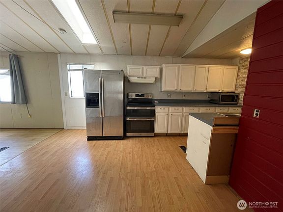 3rd image of 17410 87th Avenue SE #13
