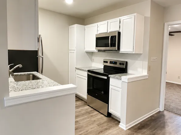 3632 Wyoming St, Kansas City, MO 64111