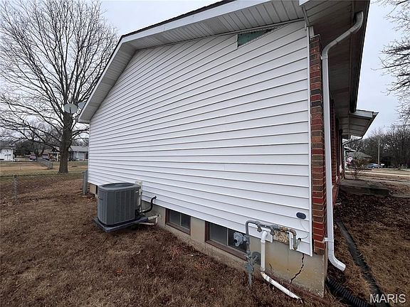 5th image of 319 Richmond Dr