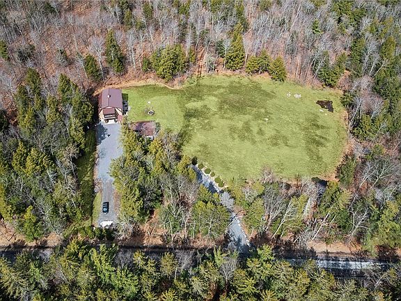 2nd image of 380 Mallon Rd