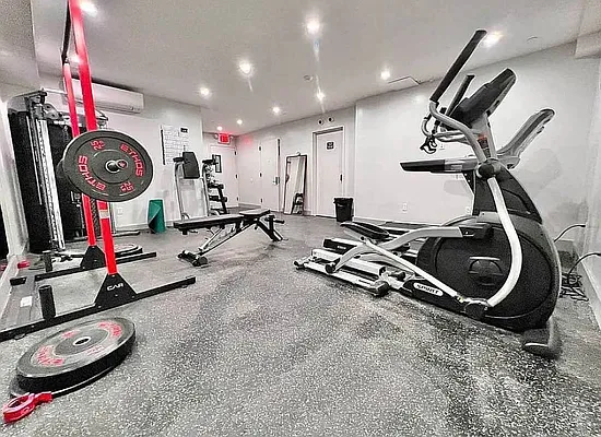 Rented by ERNY LLC | media 9