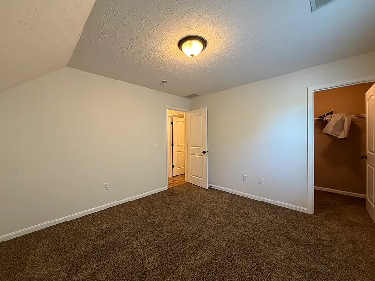 8214 Rachel Ln — Photo 16