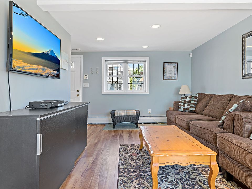 170 Broadway, Milford, CT 06460 Zillow
