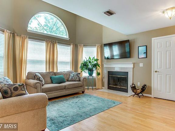 5th image of 5632 Willoughby Newton Dr Unit 24