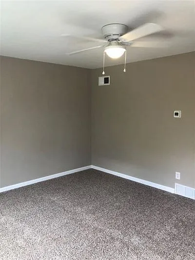 2 bed, 1.0 bath, $845 — Photo 3