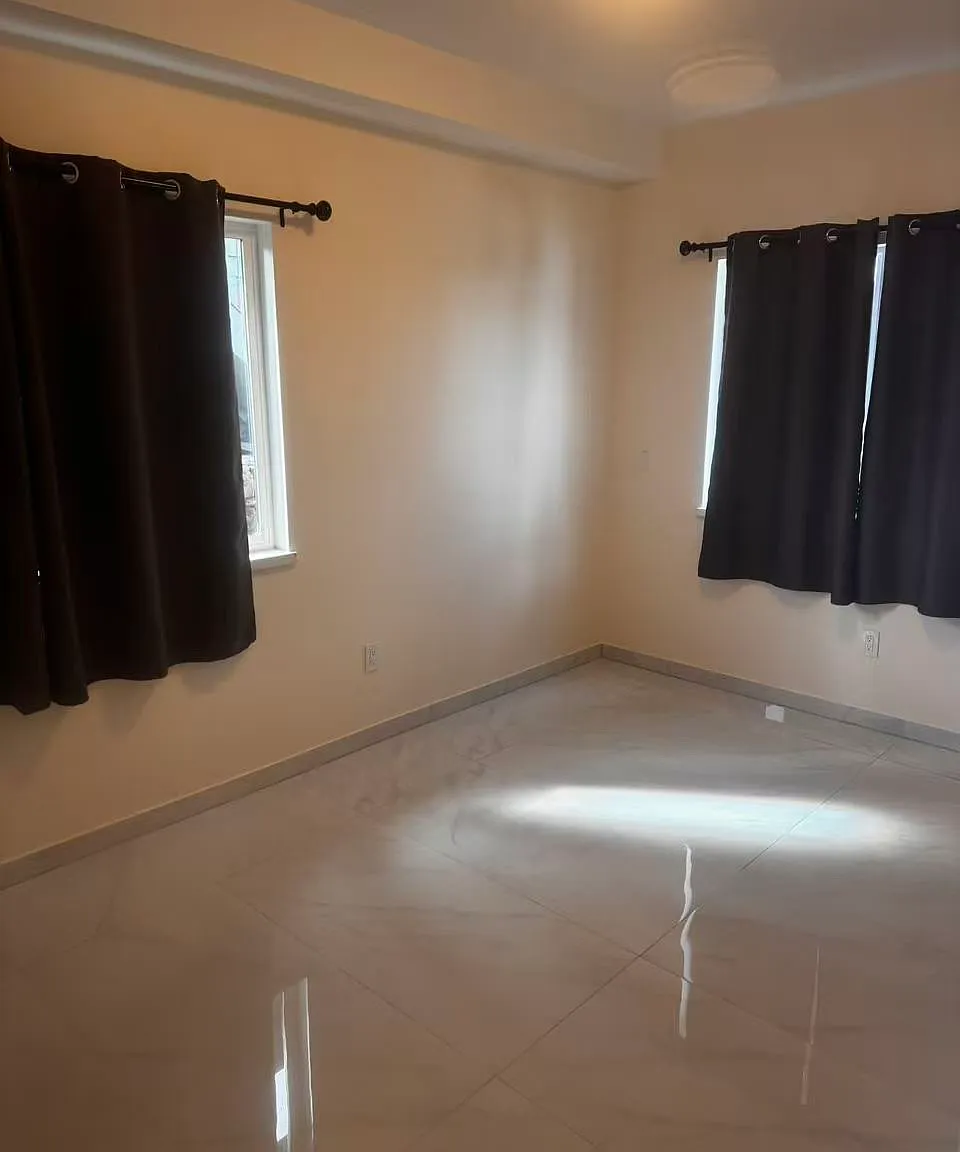 2 bed, $2,200 — Photo 3