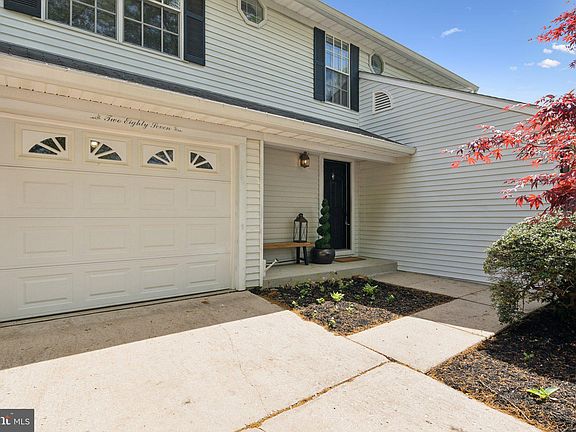 3rd image of 287 College Manor Dr