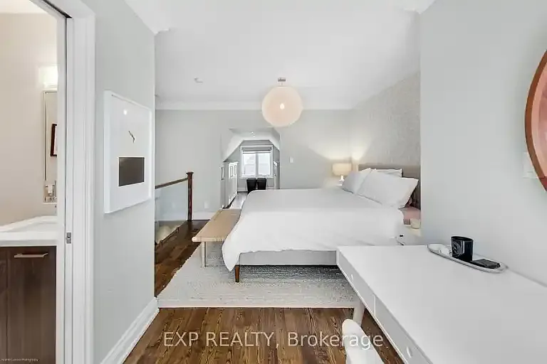 4 bed, 4.0 bath, 1650 sqft, $7,300 — Photo 1