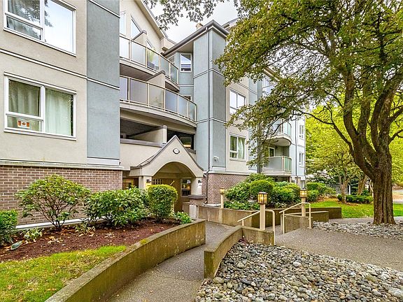 4th image of 2710 Grosvenor Rd #403