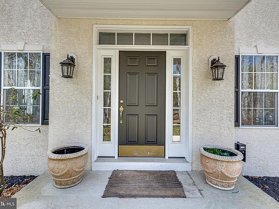 2nd image of 420 Tuckerton Rd