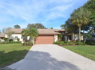 5686 Willow Creek Ln, Delray Beach, FL 33484