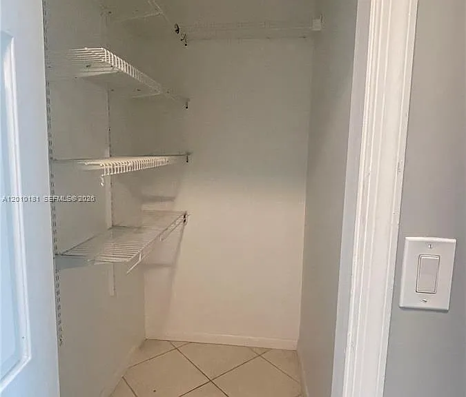 200 S Birch Rd #604 — Photo 31