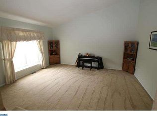 1290 Knox Dr, Yardley, PA 19067