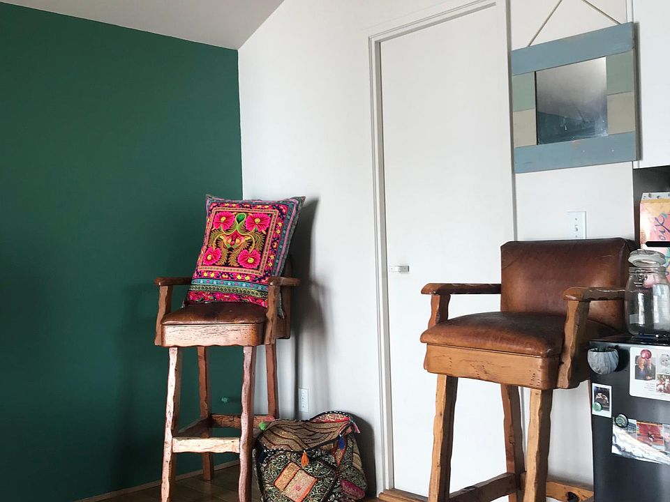 1st image of 4038 Somers Ave #4038