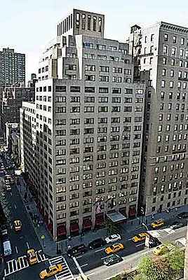 Rented by Domus Realty | media 17