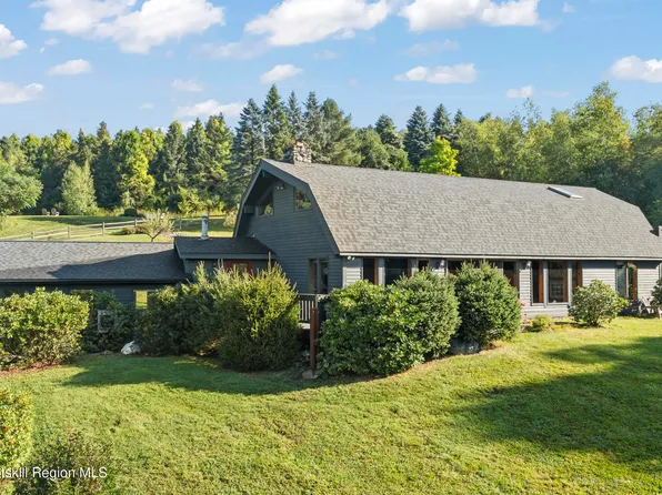 2227 New York 23, Hillsdale, NY 12529