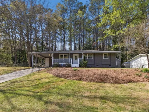 948 Creekdale Dr, Clarkston, GA 30021