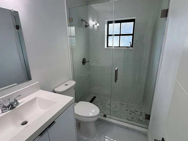 2682 W 70th Pl — Photo 7