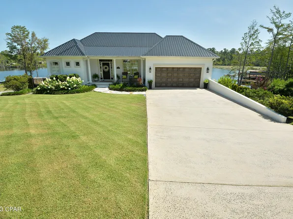 2660 Lakeview Cir, Alford, FL 32420