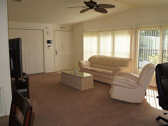 4th image of 3451 Pelican Cir