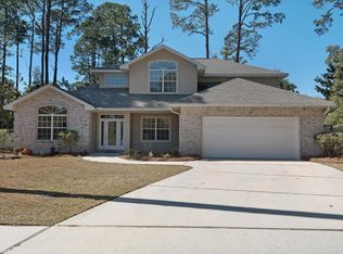 207 Emmett Dr, Niceville, FL 32578